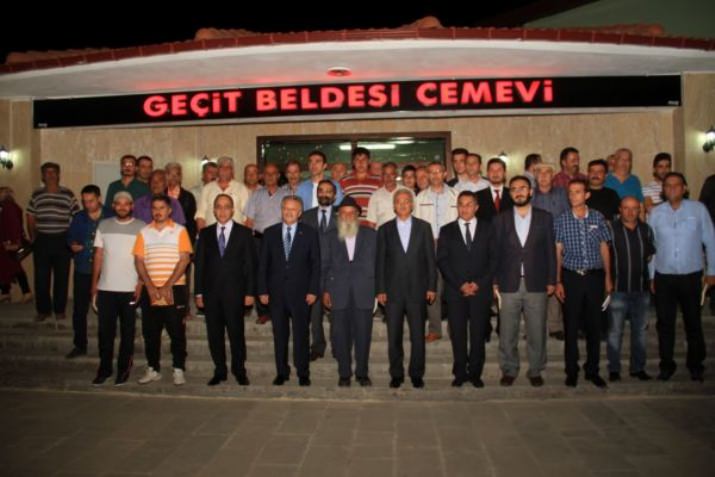 Alevi ve Sunni Vatandaşlar İftarda Bir Araya Geldi